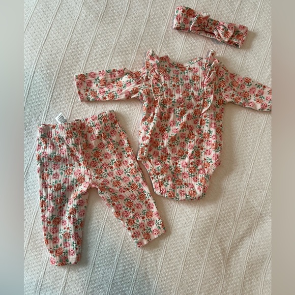 Little Me Matching Set, Pink Roses Print, Size 6M - Picture 6 of 6